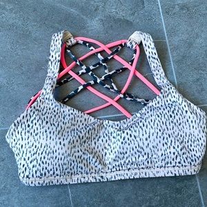 Lululemon Sports Bra - Size 4